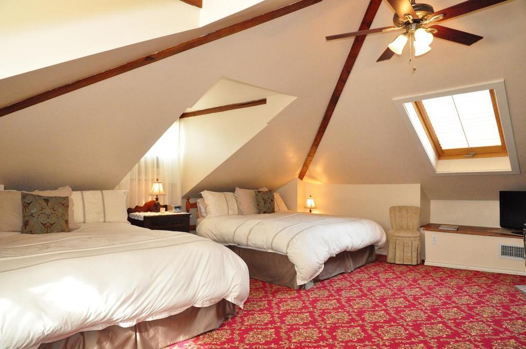 Brockamour Manor Bed And Breakfast Niagara-on-the-Lake Dış mekan fotoğraf