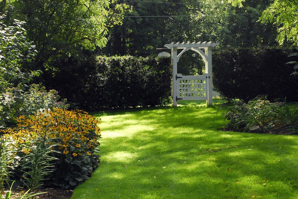Brockamour Manor Bed And Breakfast Niagara-on-the-Lake Dış mekan fotoğraf